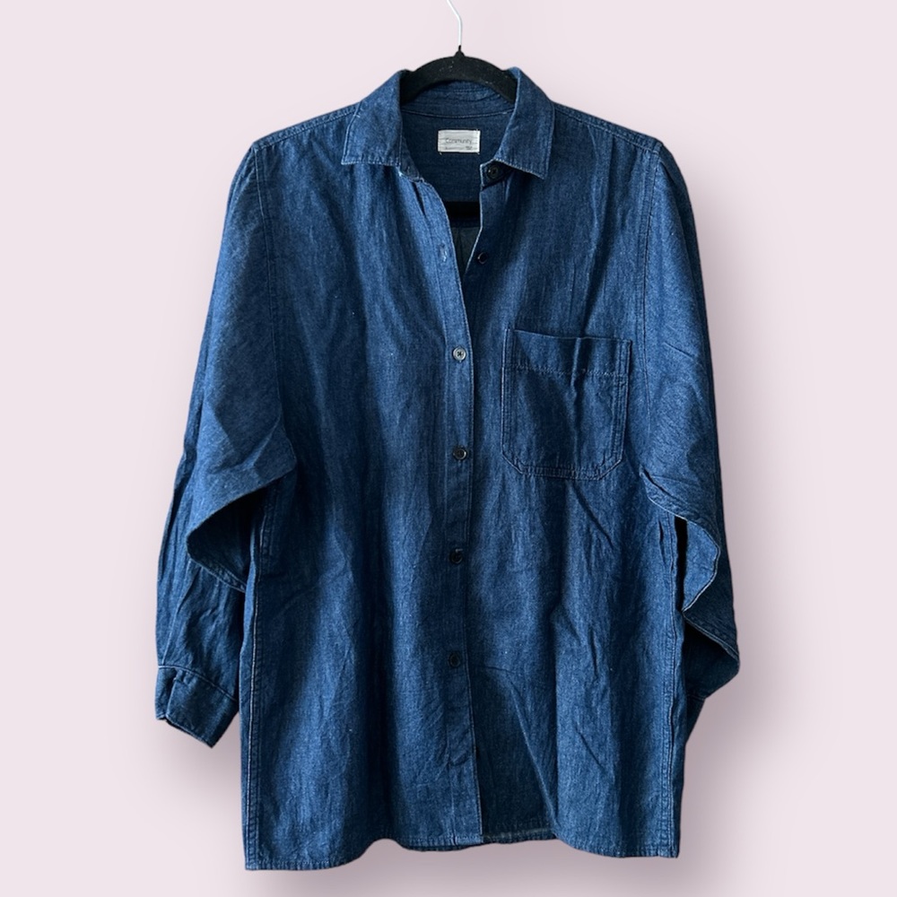 Aritzia community button down shirt size 1